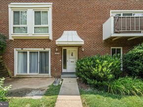 3824 Persimmon Circle, Fairfax VA 22031