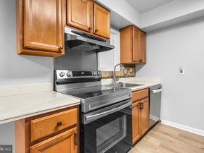 3824 Persimmon Circle, Fairfax VA 22031