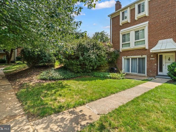 3824 Persimmon Circle, Fairfax VA 22031