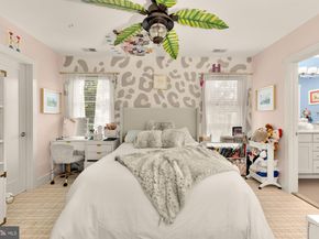 3701 38 Th Street N, Arlington VA 22207