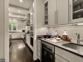 3701 38 Th Street N, Arlington VA 22207