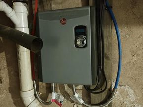 3256 Emery Street, Philadelphia PA 19134