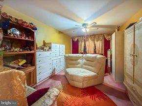 72203 Delaire Landing Road 203, Philadelphia PA 19114