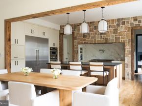 4283 38TH Street N, Arlington VA 22207