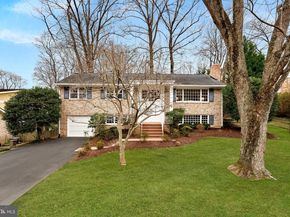 3313 Mill Springs Drive, Fairfax VA 22031