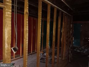 2435 N 27TH Street, Philadelphia PA 19132