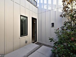 624 N Bodine Street, Philadelphia PA 19123