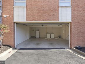 5250 Valley Forge Drive 108, Alexandria VA 22304