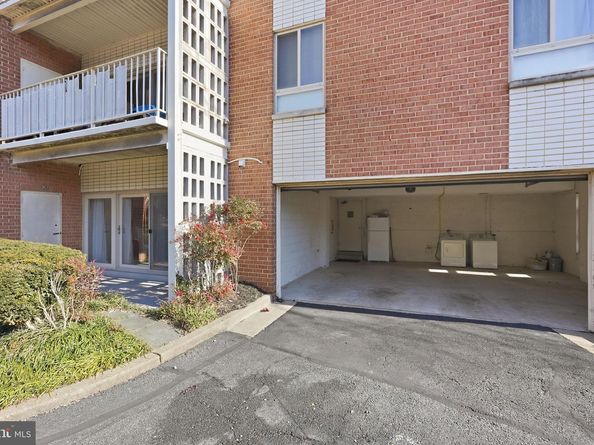 5250 Valley Forge Drive 108, Alexandria VA 22304