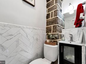 15 Kenmore Road, Upper Darby PA 19082