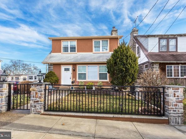 15 Kenmore Road, Upper Darby PA 19082