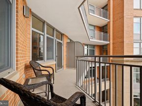 8220 Crestwood Heights Drive 419, Mclean VA 22102