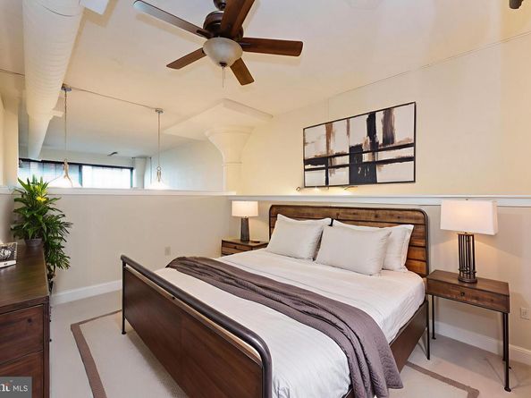 2429 Locust Street 319, Philadelphia PA 19103