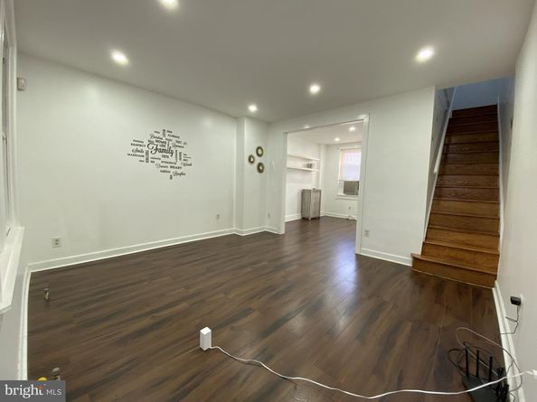 1650 E Lycoming Street, Philadelphia PA 19124
