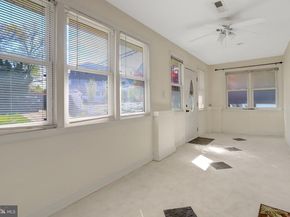 2206 S Grant Street S, Arlington VA 22202