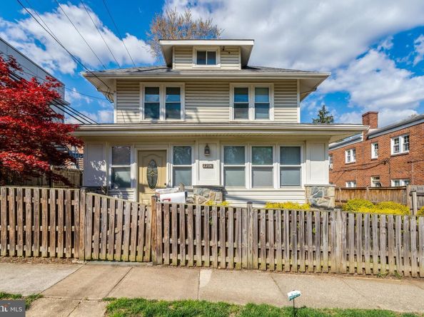 2206 S Grant Street S, Arlington VA 22202