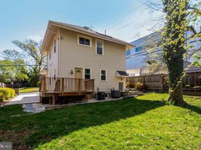 2206 S Grant Street S, Arlington VA 22202