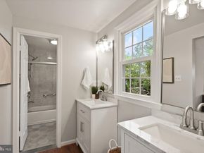 2592 John Milton Drive, Herndon VA 20171