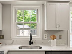 2592 John Milton Drive, Herndon VA 20171