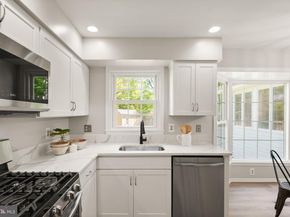 2592 John Milton Drive, Herndon VA 20171