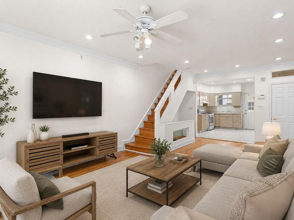 2416 S Bouvier Street, Philadelphia PA 19145