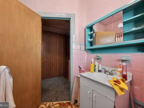 1123 Wolf Street, Philadelphia PA 19148