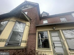 201 W Baltimore Avenue, Clifton Heights PA 19018