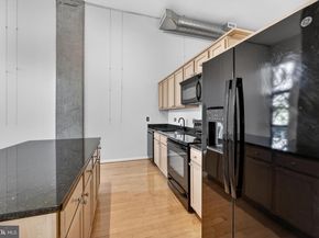 2720 S Arlington Mill Drive 109, Arlington VA 22206