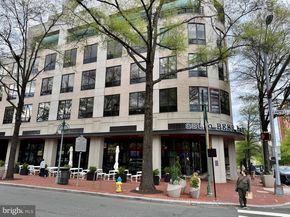 2720 S Arlington Mill Drive 109, Arlington VA 22206