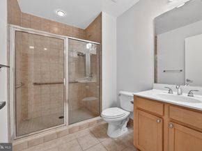 2720 S Arlington Mill Drive 109, Arlington VA 22206
