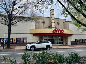 2720 S Arlington Mill Drive 109, Arlington VA 22206