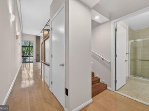 2720 S Arlington Mill Drive 109, Arlington VA 22206