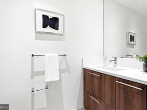 1650 Silver Hill Drive 1703, Mclean VA 22102