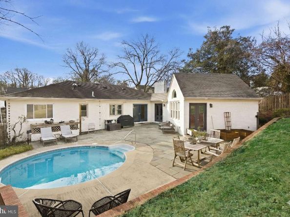 3717 N Nelson Street, Arlington VA 22207