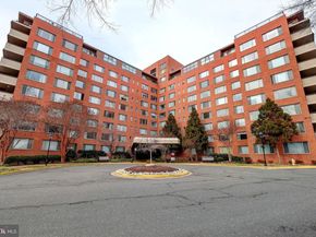 1111 Arlington Boulevard 213, Arlington VA 22209