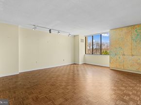8302 Old York Road B42, Elkins Park PA 19027