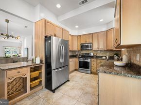 656 9TH Street NE, Washington DC 20002