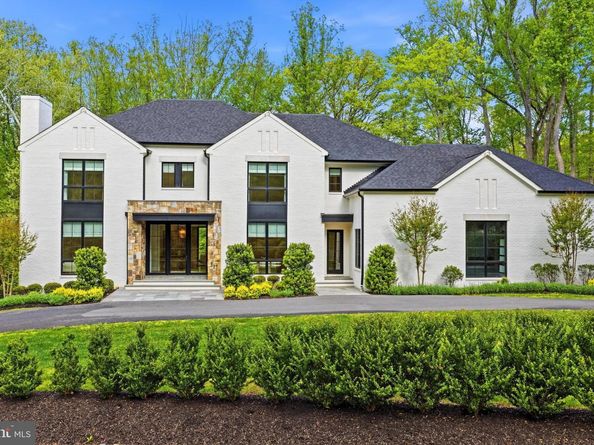938 Saigon Road, Mclean VA 22102