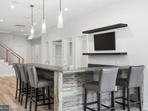 938 Saigon Road, Mclean VA 22102