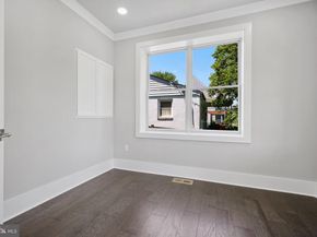 1610 12TH Street S, Arlington VA 22204