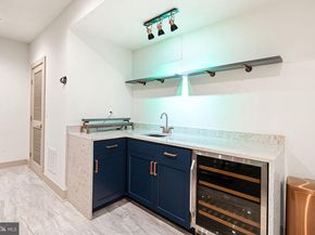 429 Salmon Street, Philadelphia PA 19125