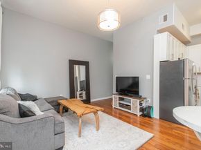 729 S 12TH Street 200, Philadelphia PA 19147