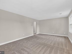 1315 S Walter Reed Drive 204, Arlington VA 22204