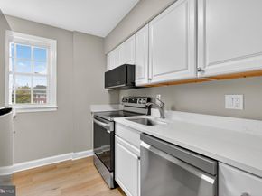 1315 S Walter Reed Drive 204, Arlington VA 22204