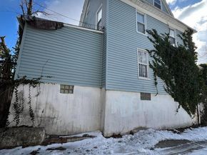 810 Savannah Street SE, Washington DC 20032