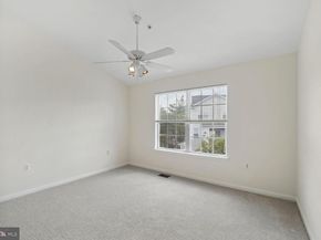 13040 Cabin Creek Road 13040, Herndon VA 20171