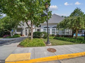 13040 Cabin Creek Road 13040, Herndon VA 20171