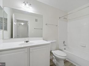 13040 Cabin Creek Road 13040, Herndon VA 20171