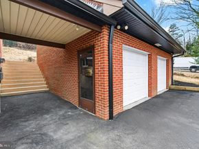 6351 Montrose Street, Alexandria VA 22312