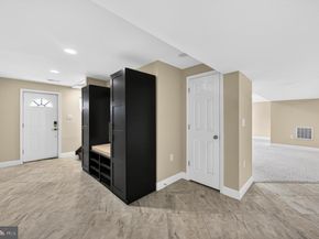 6351 Montrose Street, Alexandria VA 22312